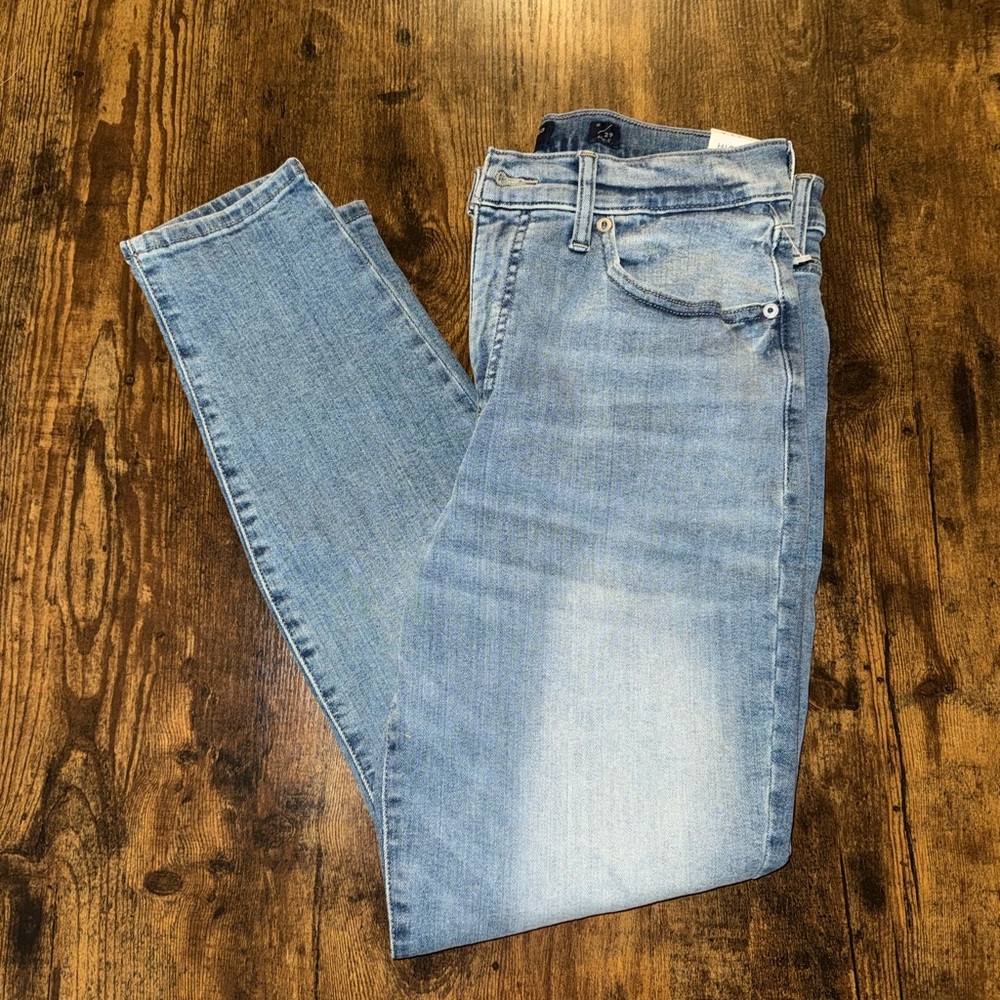 Lucky Brand Light Wash Skinny Jeans